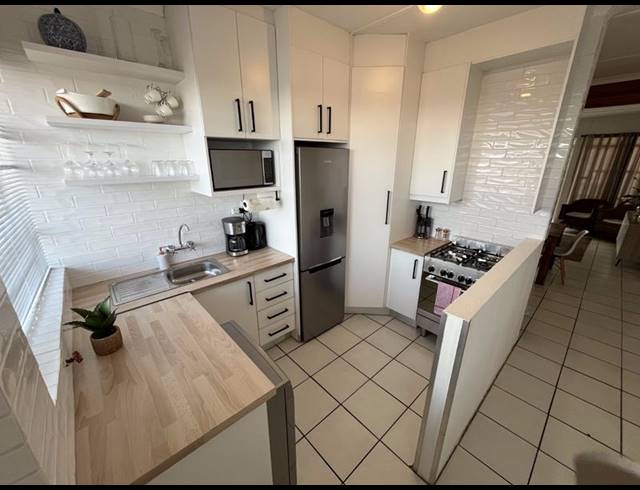 2 BEDROOM APARTMENT FOR SALE IN BIRCHLEIGH